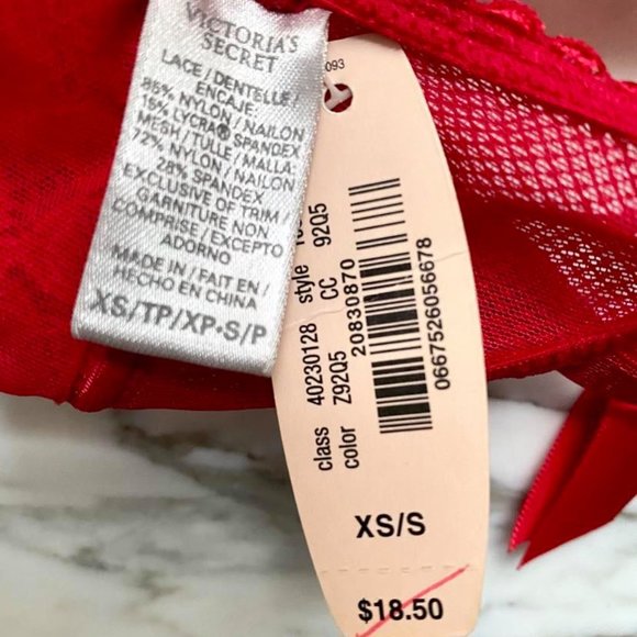 Victoria's Secret Garter Belt - Picture 3 of 3